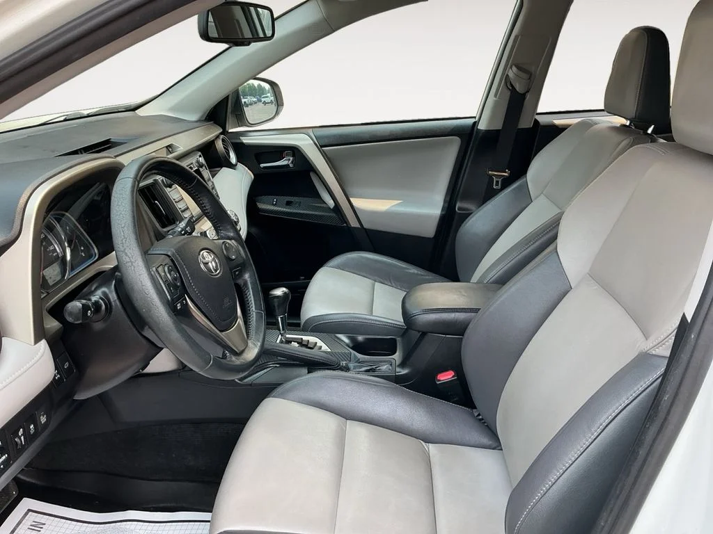 Used 2014 White Toyota Limited image 11