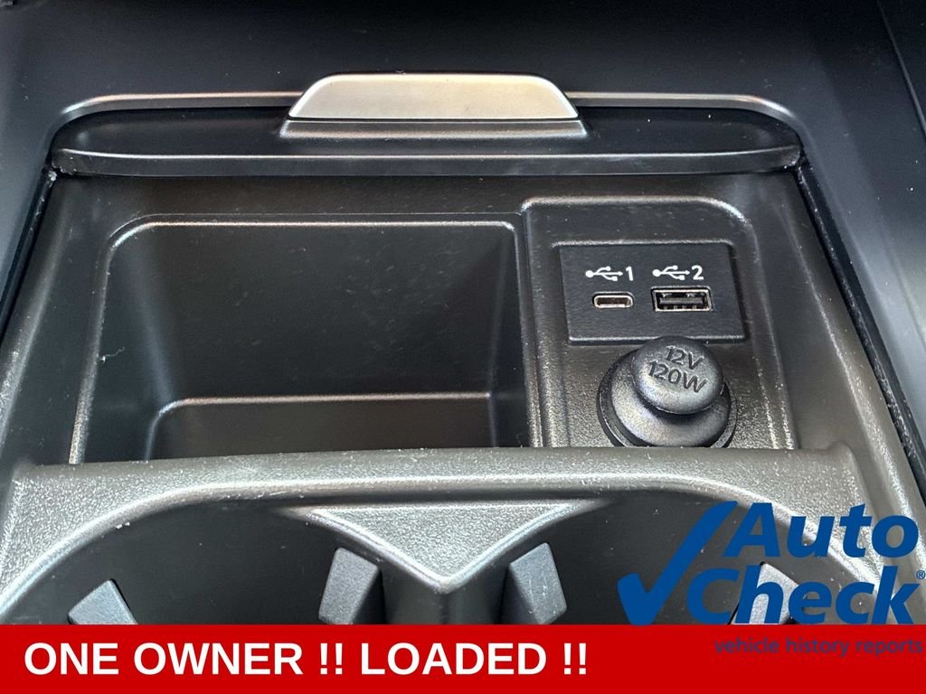 Used 2022 Gray INFINITI LUXE image 32
