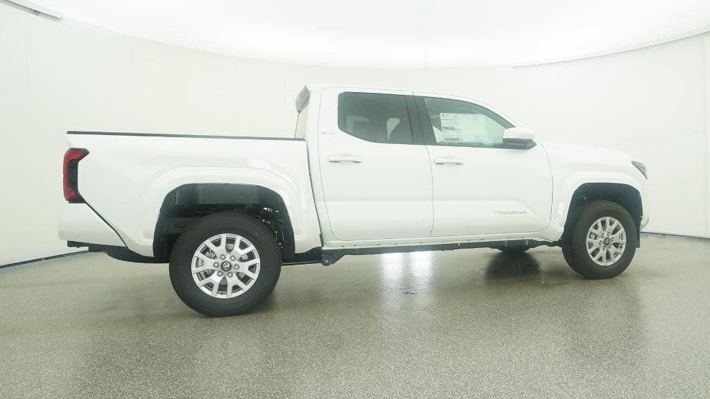 New 2026 Ice Cap Toyota SR5 image 15