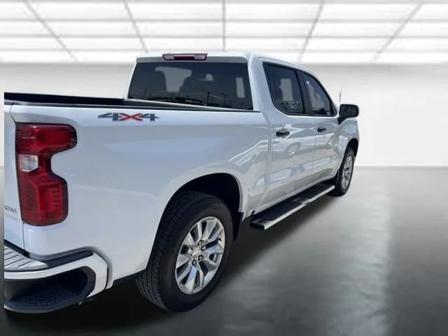 Used 2024 Summit White Chevrolet Custom image 2