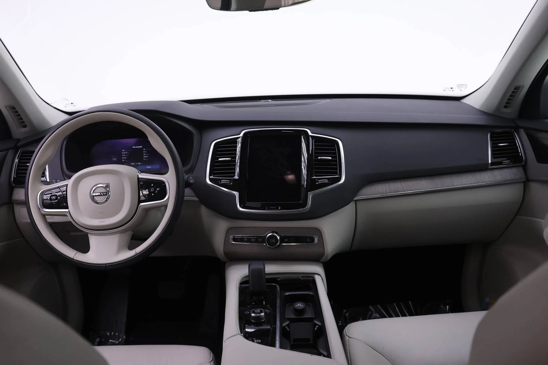 Certified Used 2023 White Volvo T8 Plus 6 Passenger image 8