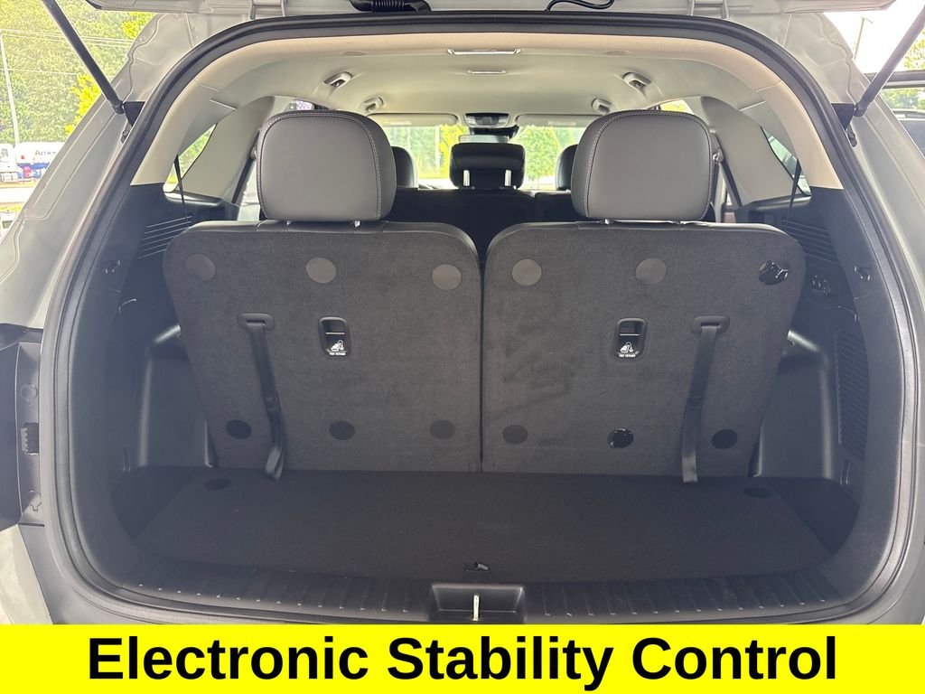 Certified Used 2023 Gray Kia X-Line S image 38