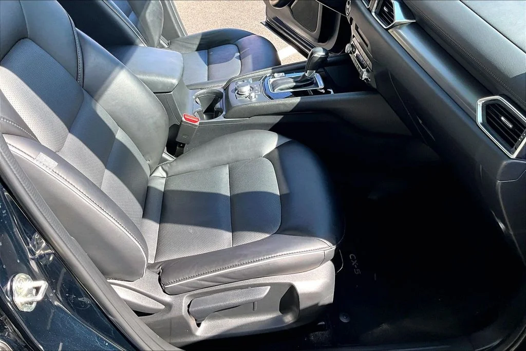 Used 2024 Blue Mazda 2.5 S Select Package ADVENTURE image 7