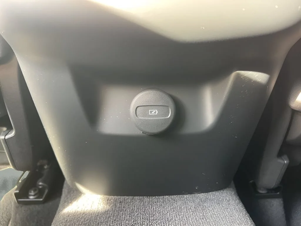 Used 2023 Gray Volvo Core image 17