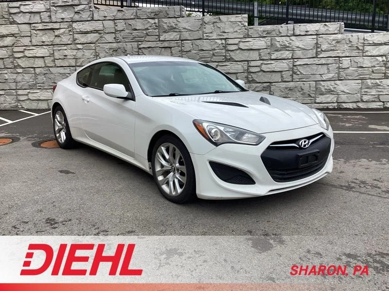 2013 Hyundai Genesis Coupe 2.0T 8-Speed A/T's photo