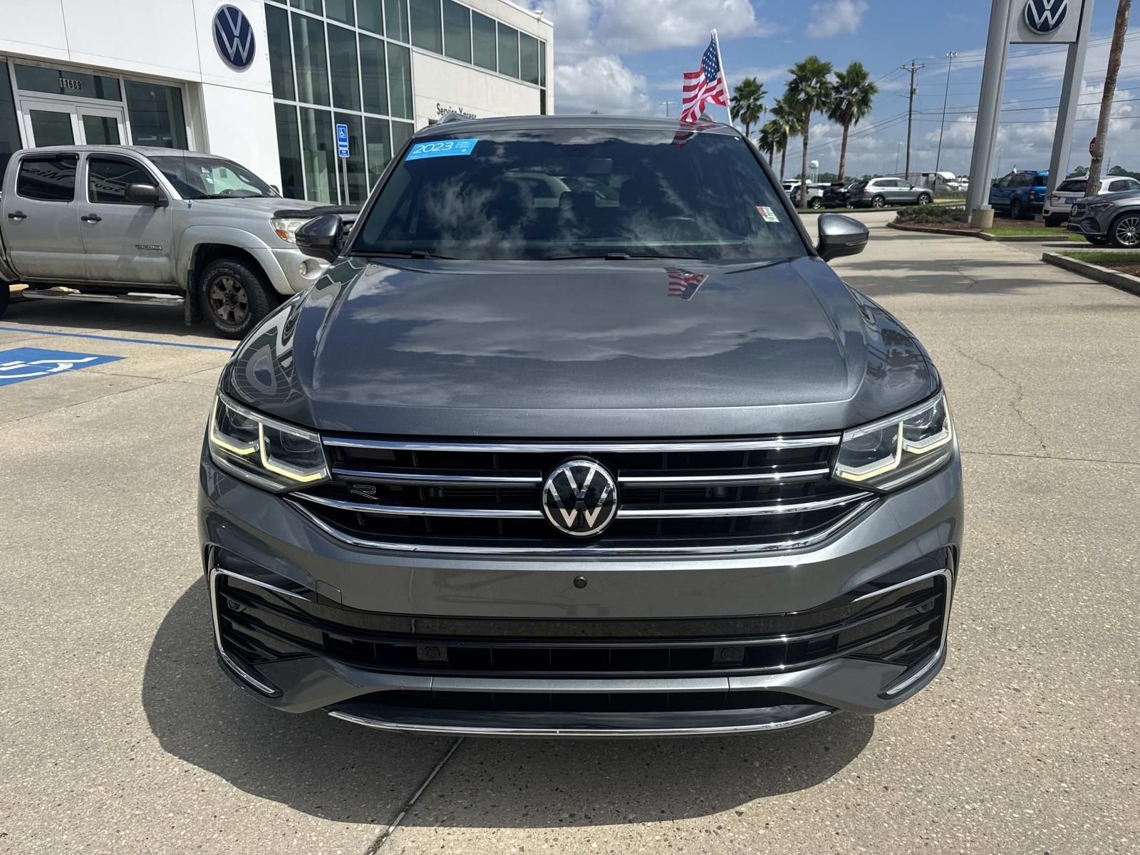 Used 2023 Gray Volkswagen 2.0T SEL R-Line image 2