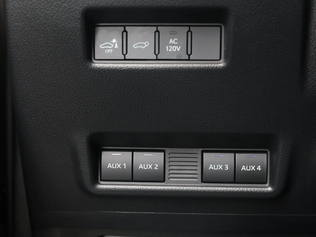 Used 2025 Silver Lexus 550 Overtrail+ image 36
