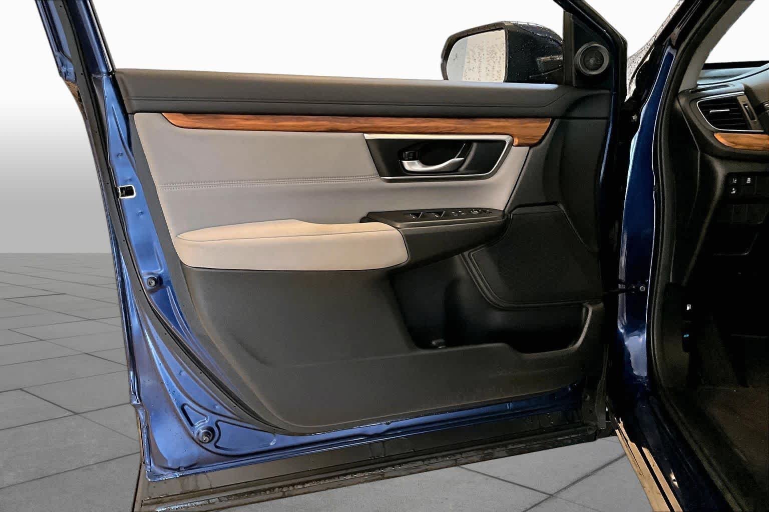 Used 2019 Obsidian Blue Pearl Honda EX image 22