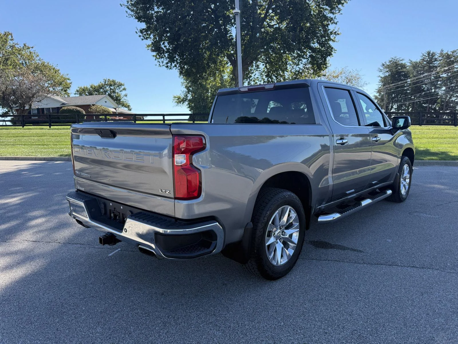 Used 2020 Shadow Gray Metallic Chevrolet LTZ image 20