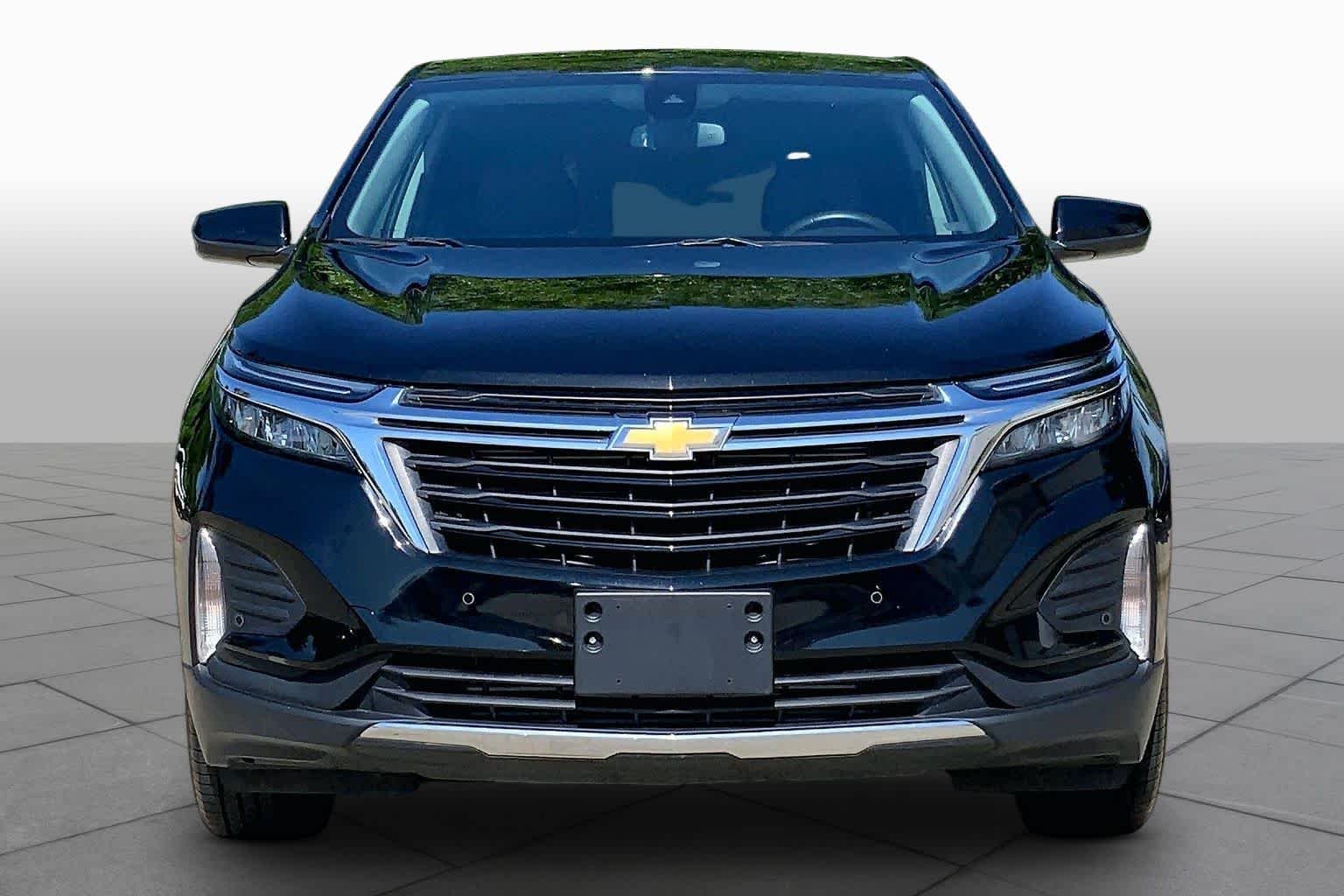 Used 2024 Mosaic Black Metallic Chevrolet LT image 4