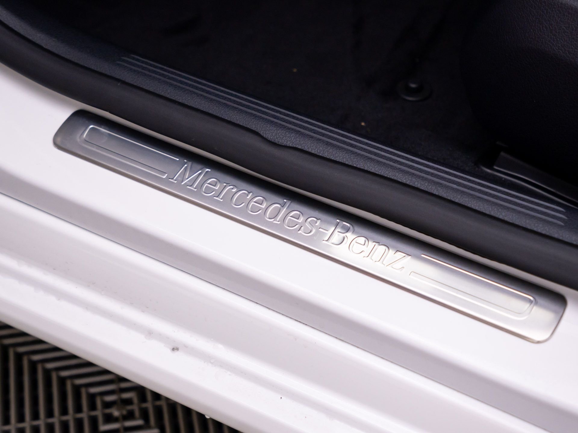 New 2026 White Mercedes-Benz C 300 image 16
