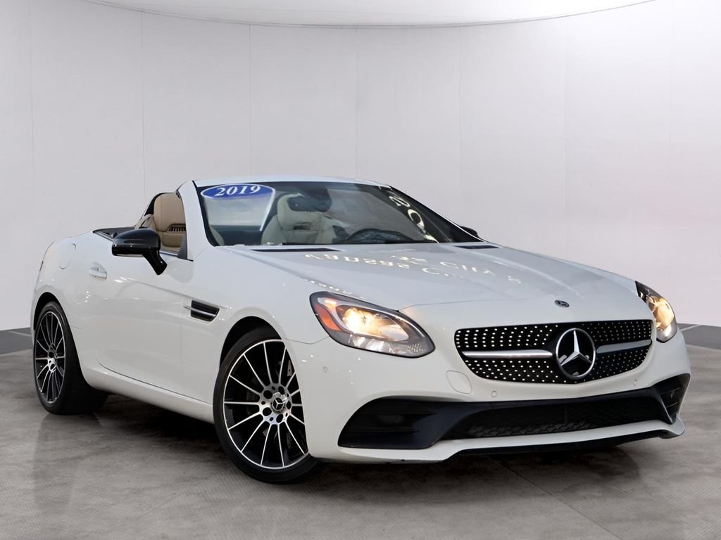 2019 Mercedes-Benz SLC Roadster SLC300