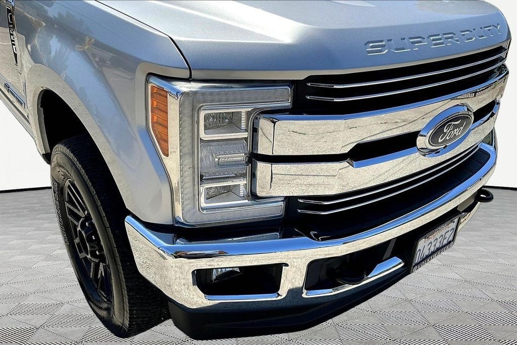 Used 2017 Silver Ford Lariat image 32