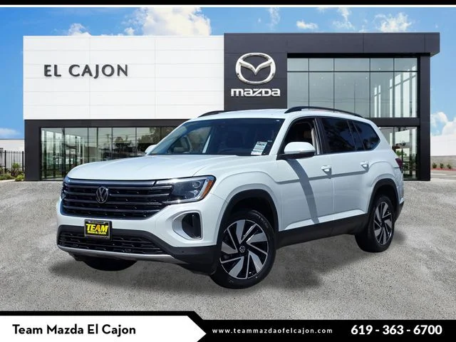 Used 2024  Volkswagen 2.0T SE w/Technology image 1