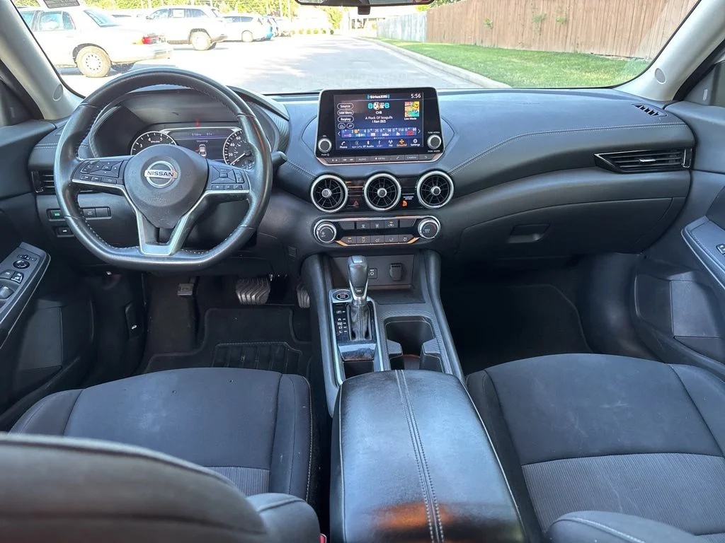 Used 2022 Aspen White Nissan SV image 20