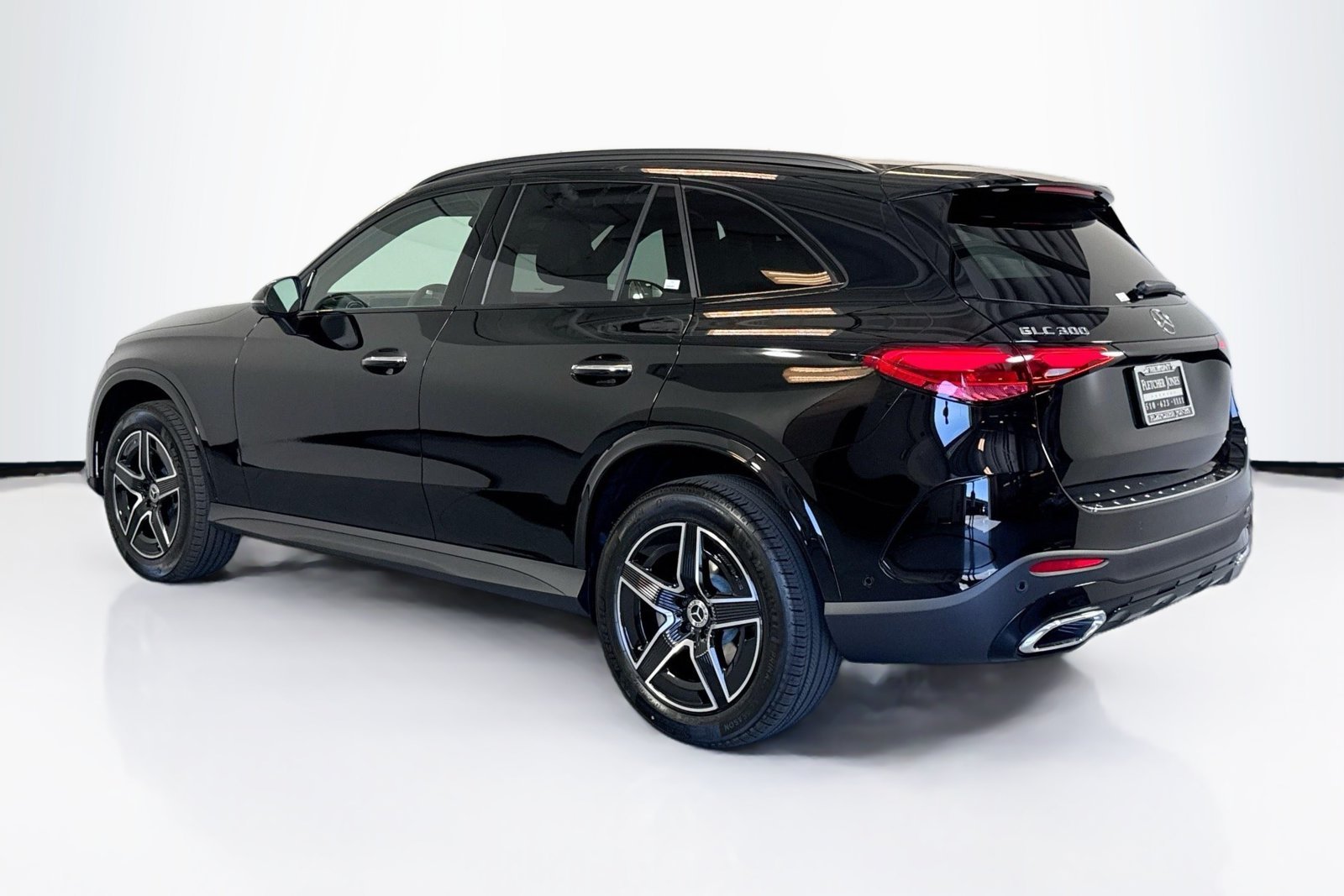New 2026 Black Mercedes-Benz GLC 300 image 7
