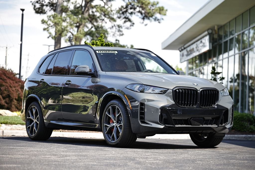 2026 BMW X5 xDrive50e's photo