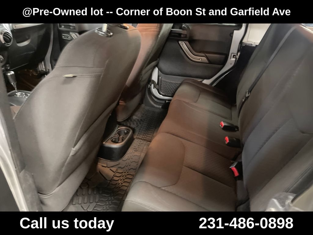 Used 2015 Silver Jeep Unlimited Sport image 26