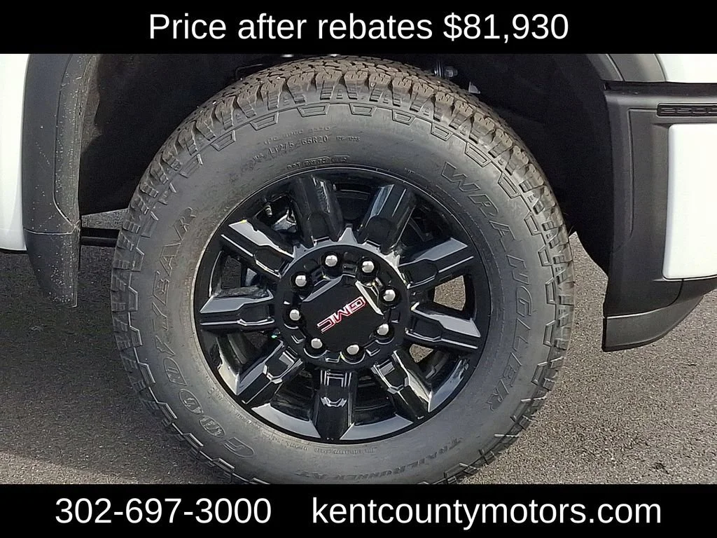 2026 GMC Sierra 2500HD AT4 - Photo 8