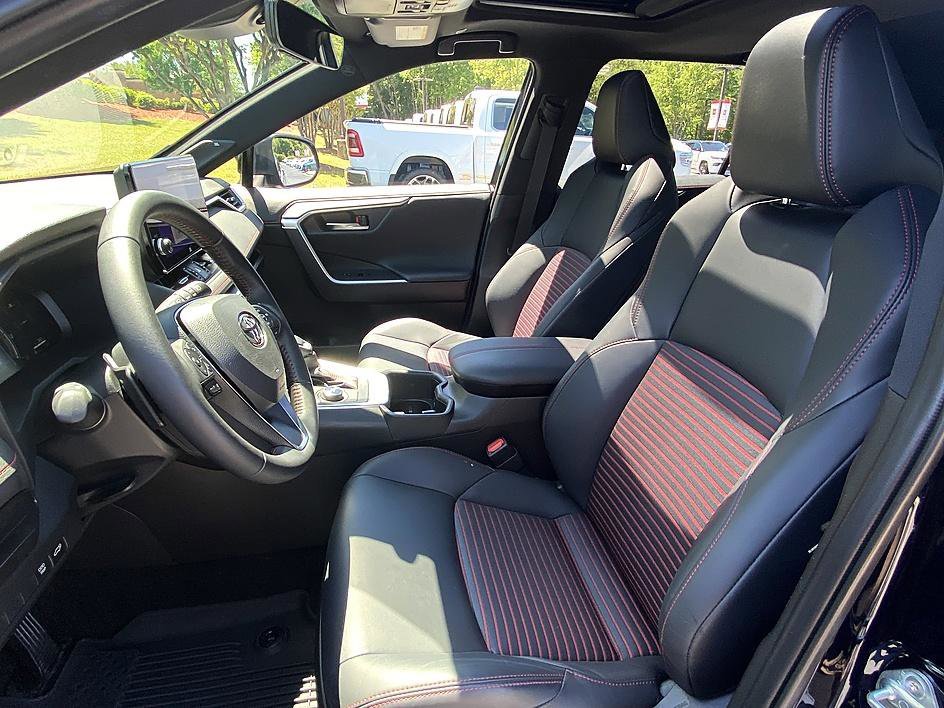 Used 2025 Blueprint/Mid Blk Met Toyota XSE image 10