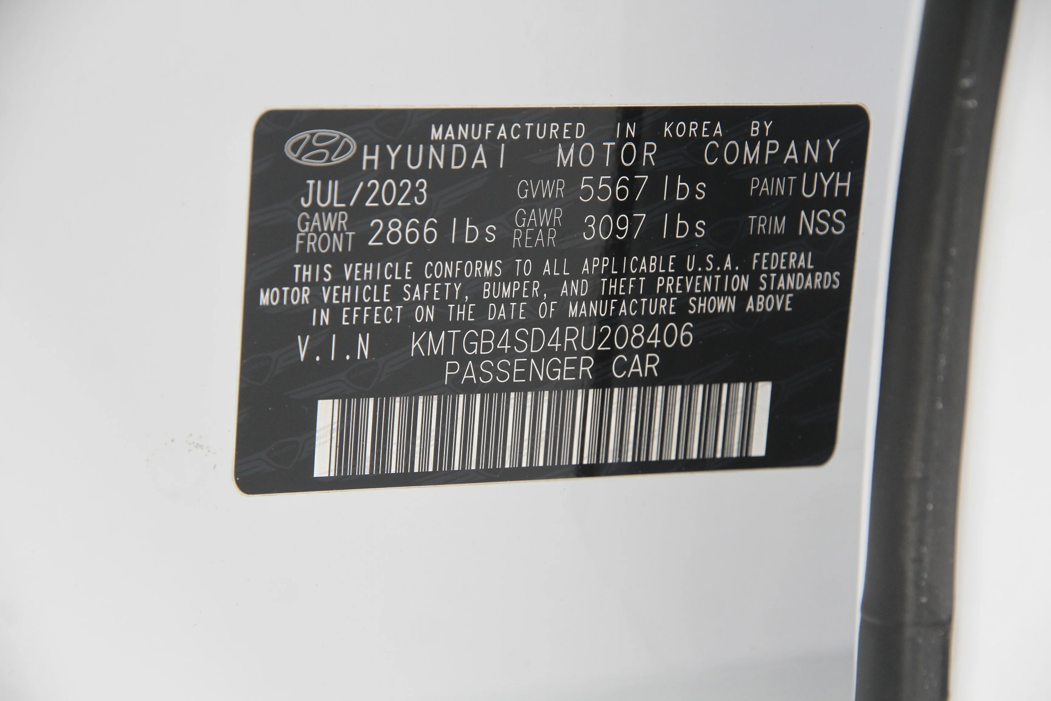 Used 2024 Uyuni White Pearl Metallic Genesis 3.5T Sport image 24