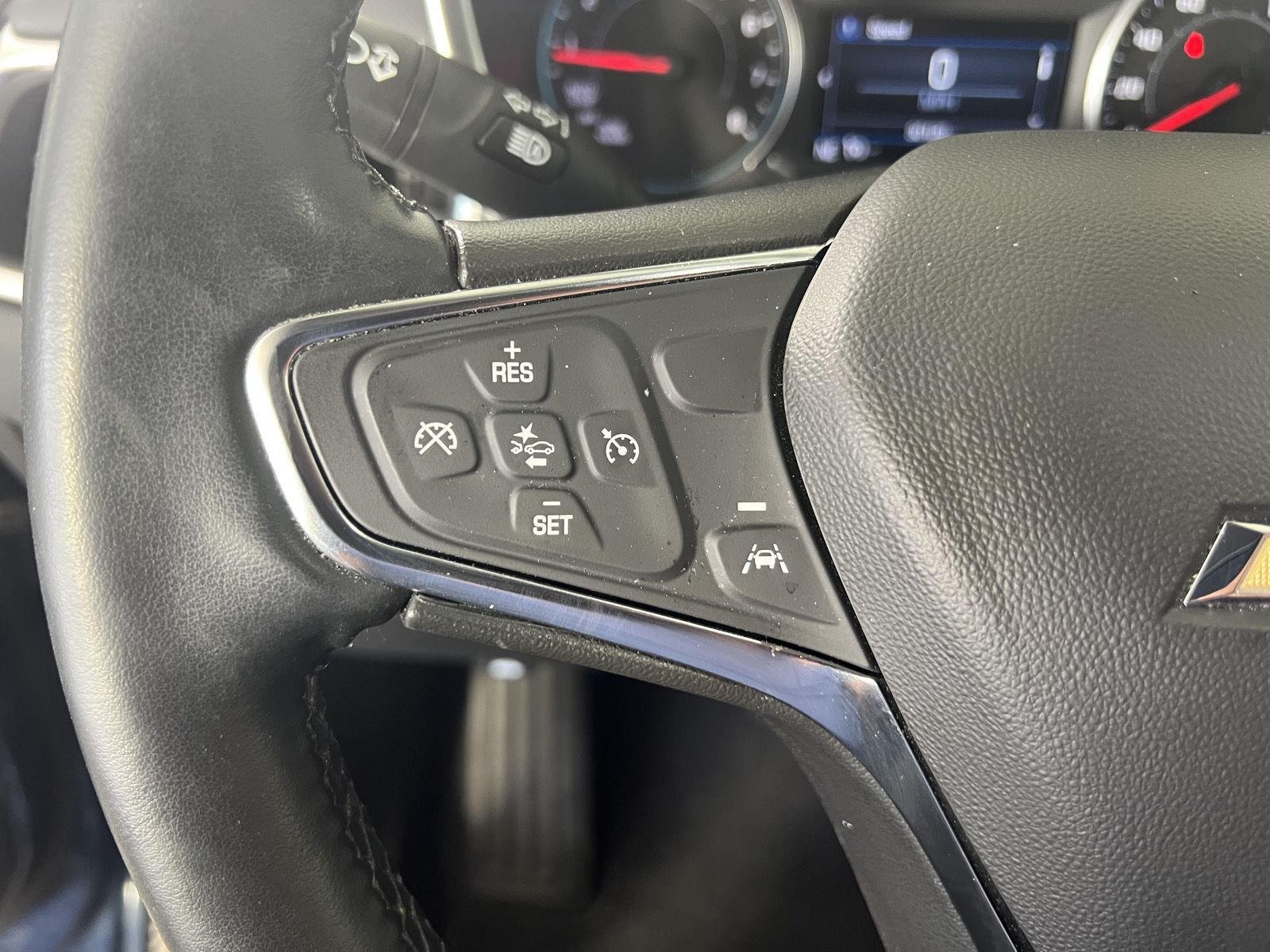 Used 2024 Lakeshore Blue Metallic Chevrolet LT image 9