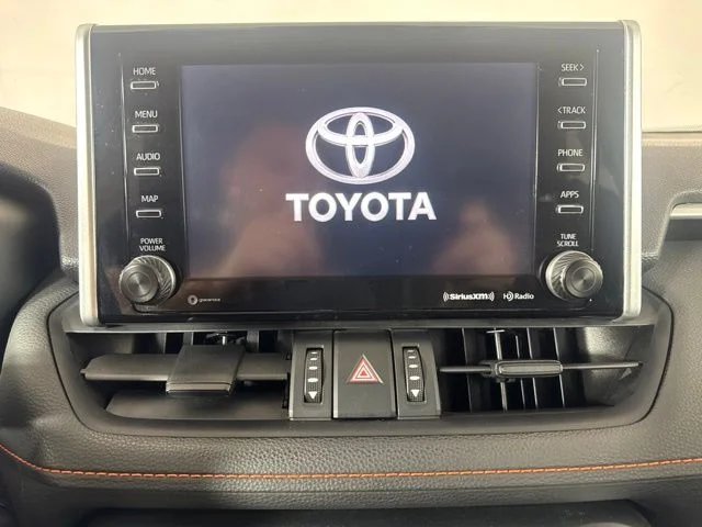 Used 2020 Midnight Black Metallic Toyota Adventure image 15