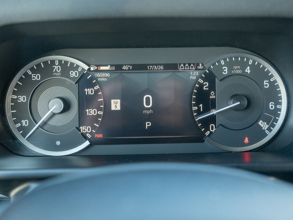 2023 Land Rover Defender X-Dynamic SE - Photo 14