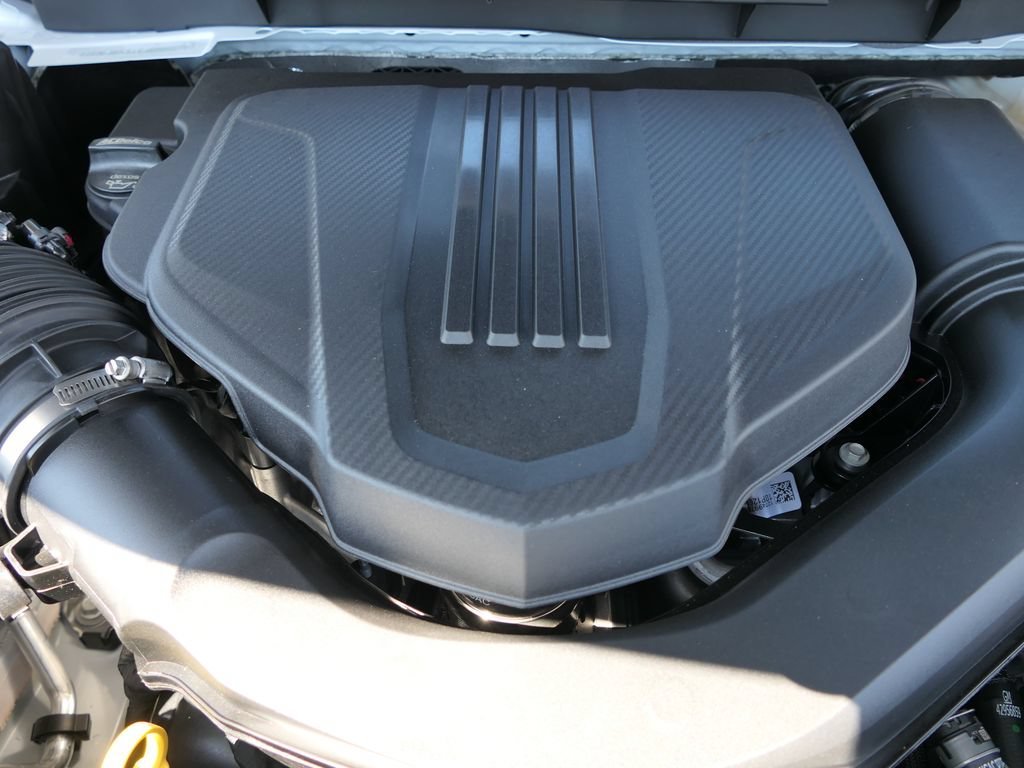 2027 Chevrolet Traverse LT - Photo 28