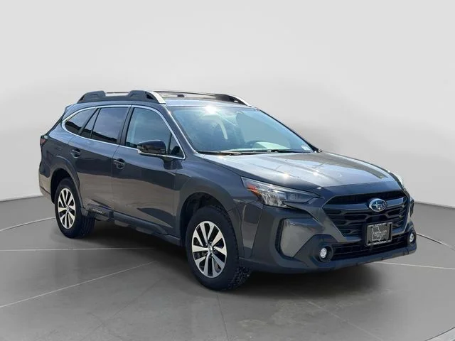 2023 Subaru Outback Premium's photo