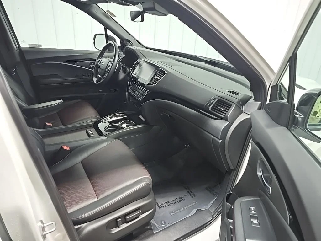 2023 Honda Ridgeline Black Edition - Photo 18