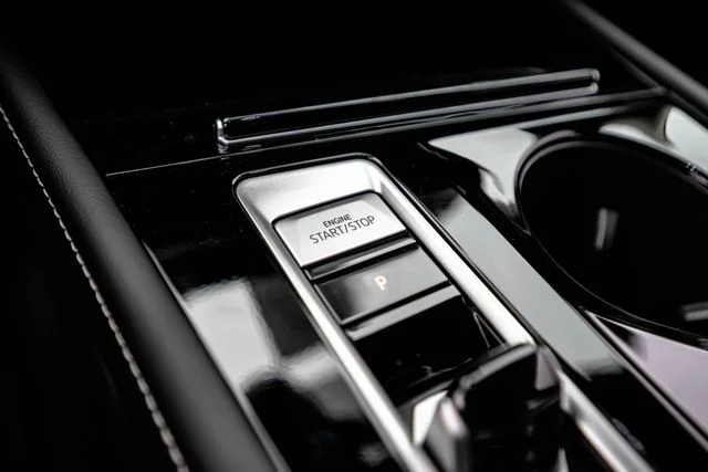 New 2026 Black Volkswagen 2.0T SE w/Technology image 22