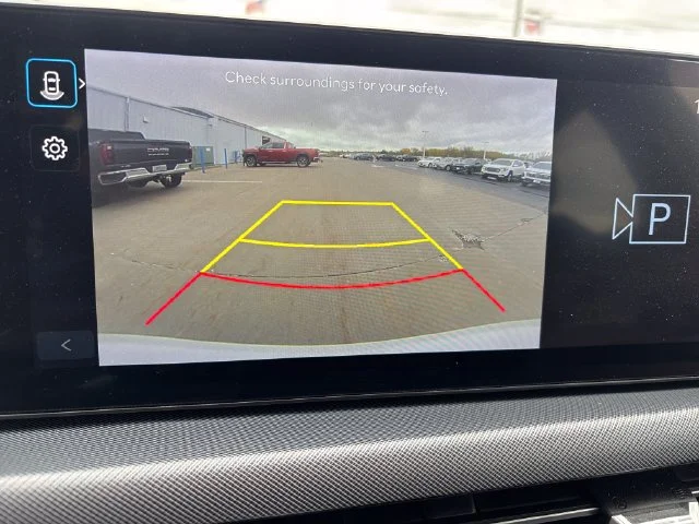 Used 2024 White Hyundai SEL image 23