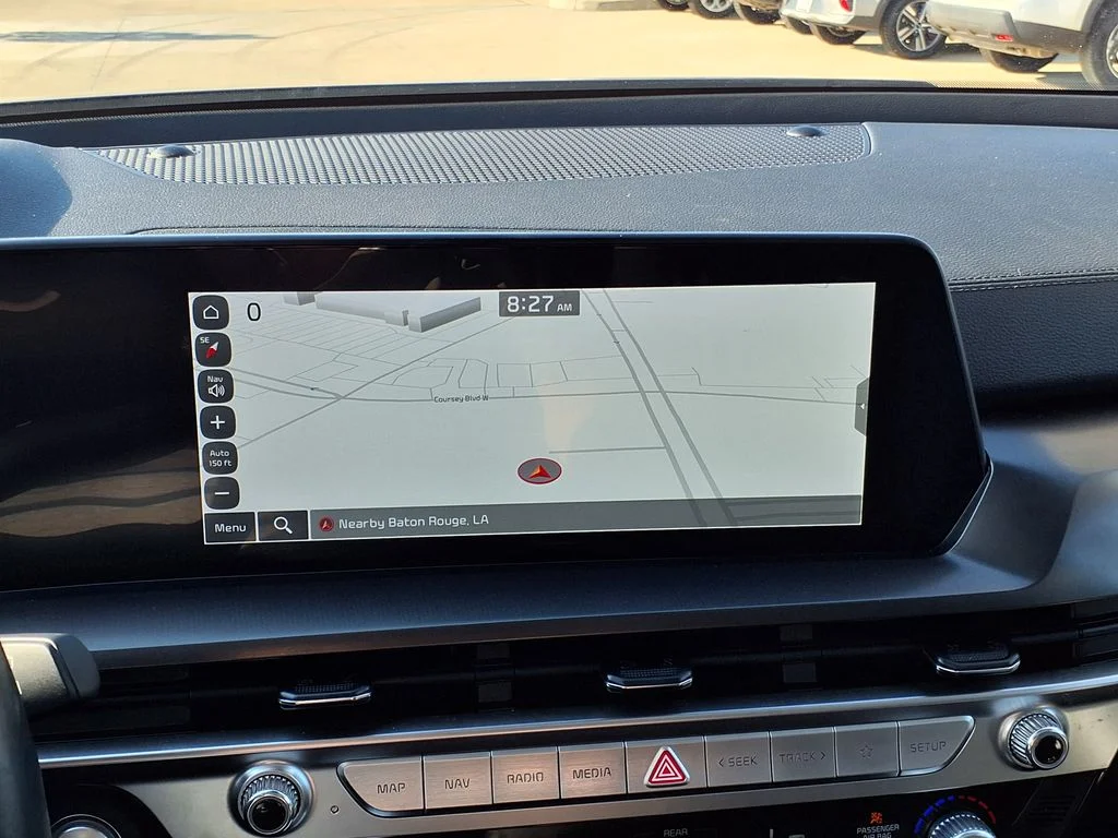 Used 2025 Silver Kia S image 31