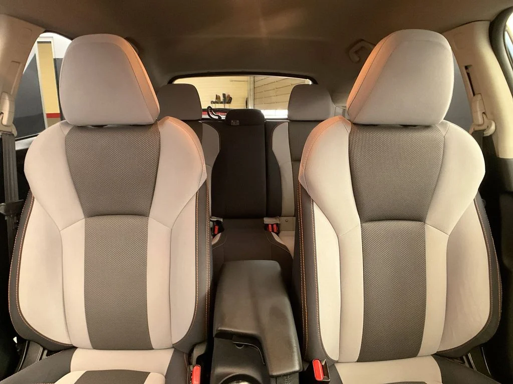 Used 2018 Quartz Blue Pearl Subaru 2.0i Premium image 29