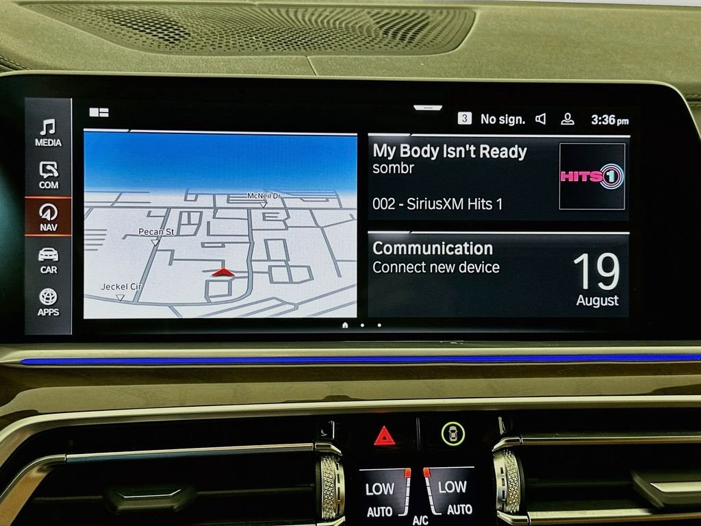 Certified Used 2023 Mineral White Metallic BMW xDrive40i image 15