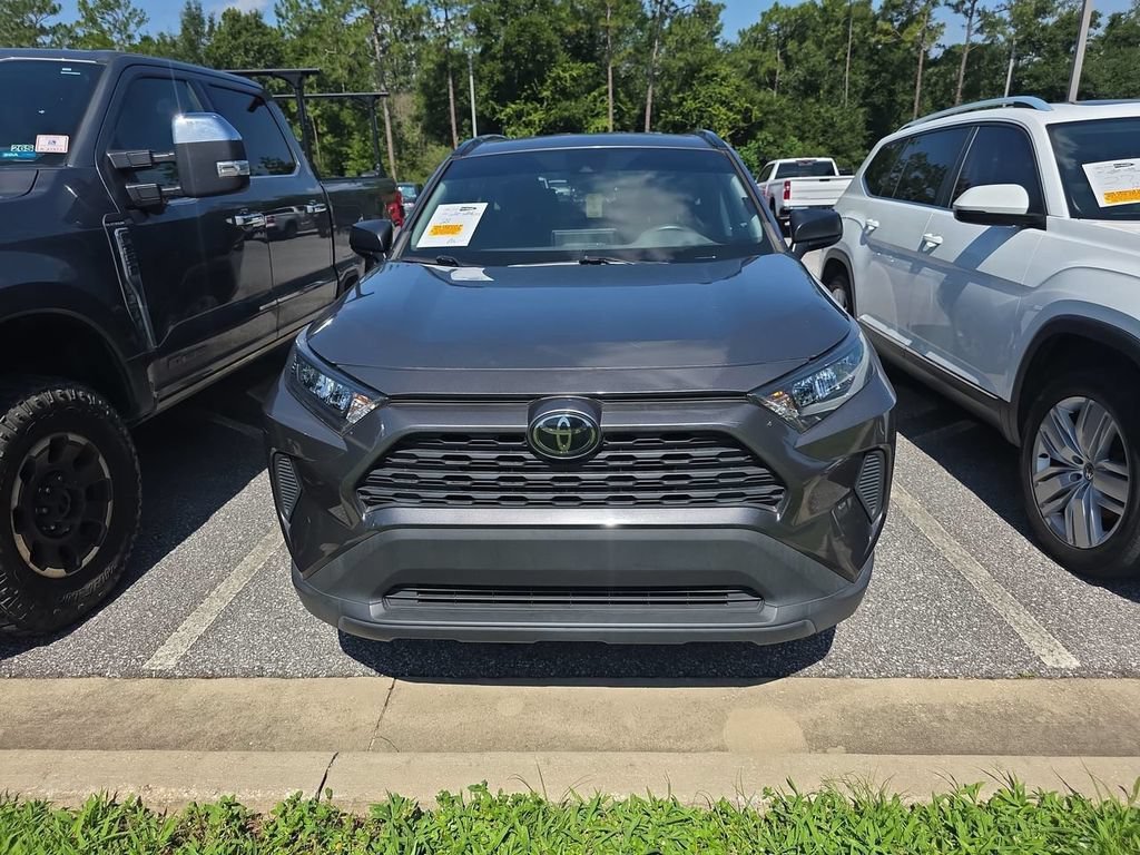 Used 2021  Toyota LE image 2