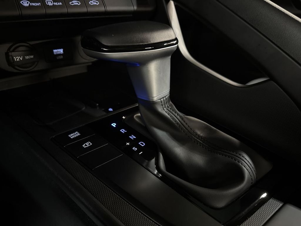 2025 Hyundai Elantra SEL - Photo 23