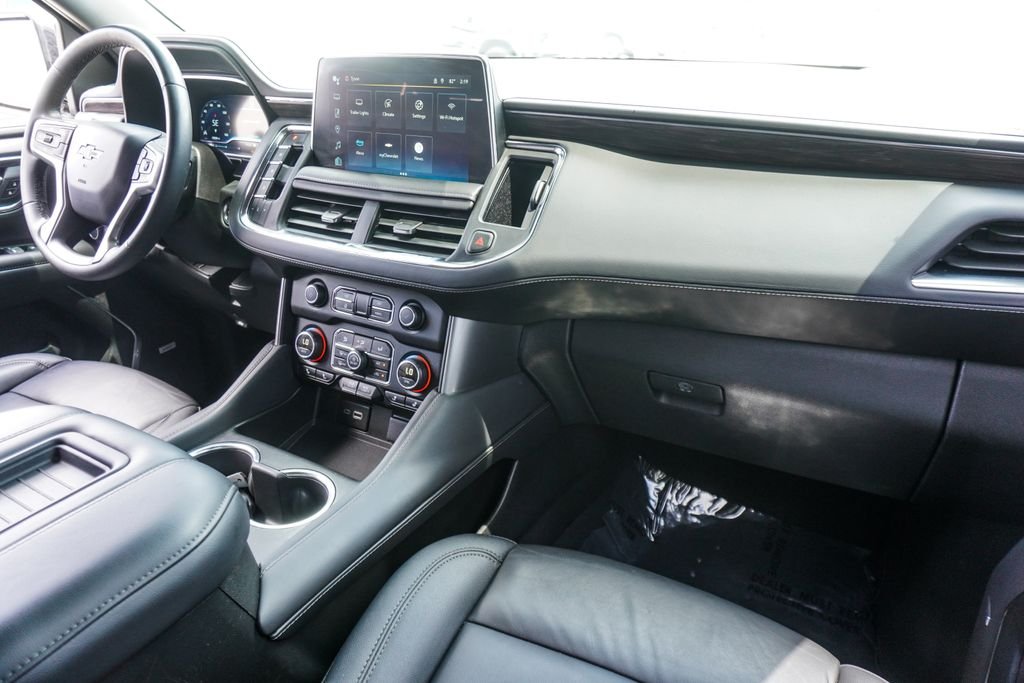 Used 2024 Black Chevrolet Z71 image 10