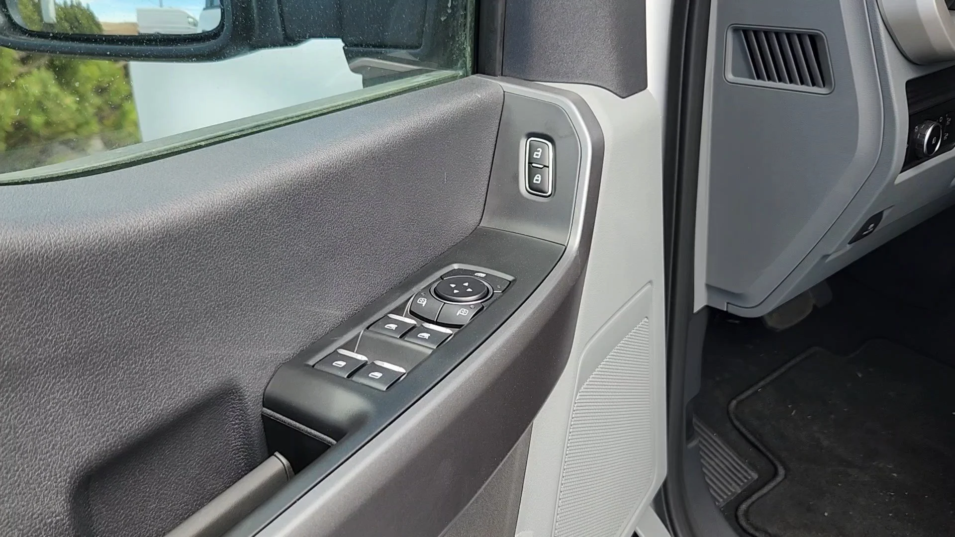 2026 Ford F-250 Super Duty XL - Photo 7