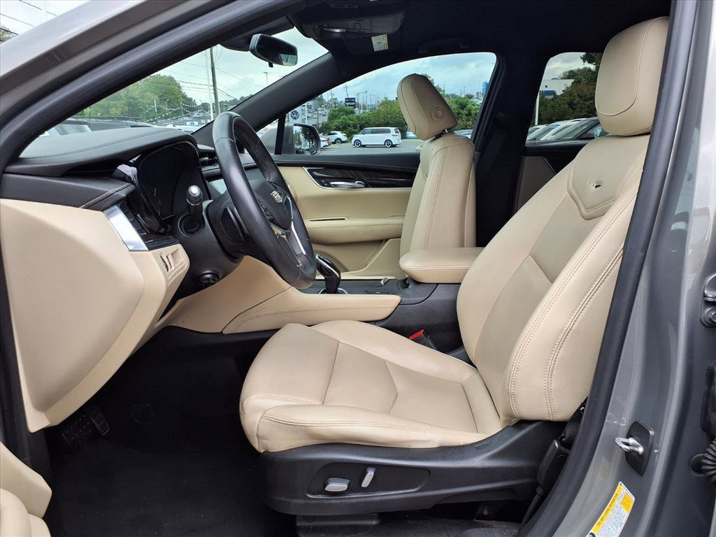 2018 Cadillac XT5 Base photo 2