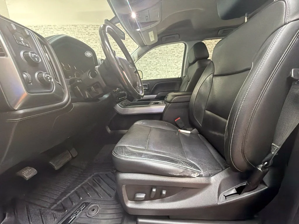 Used 2018 Centennial Blue Metallic Chevrolet LTZ image 23