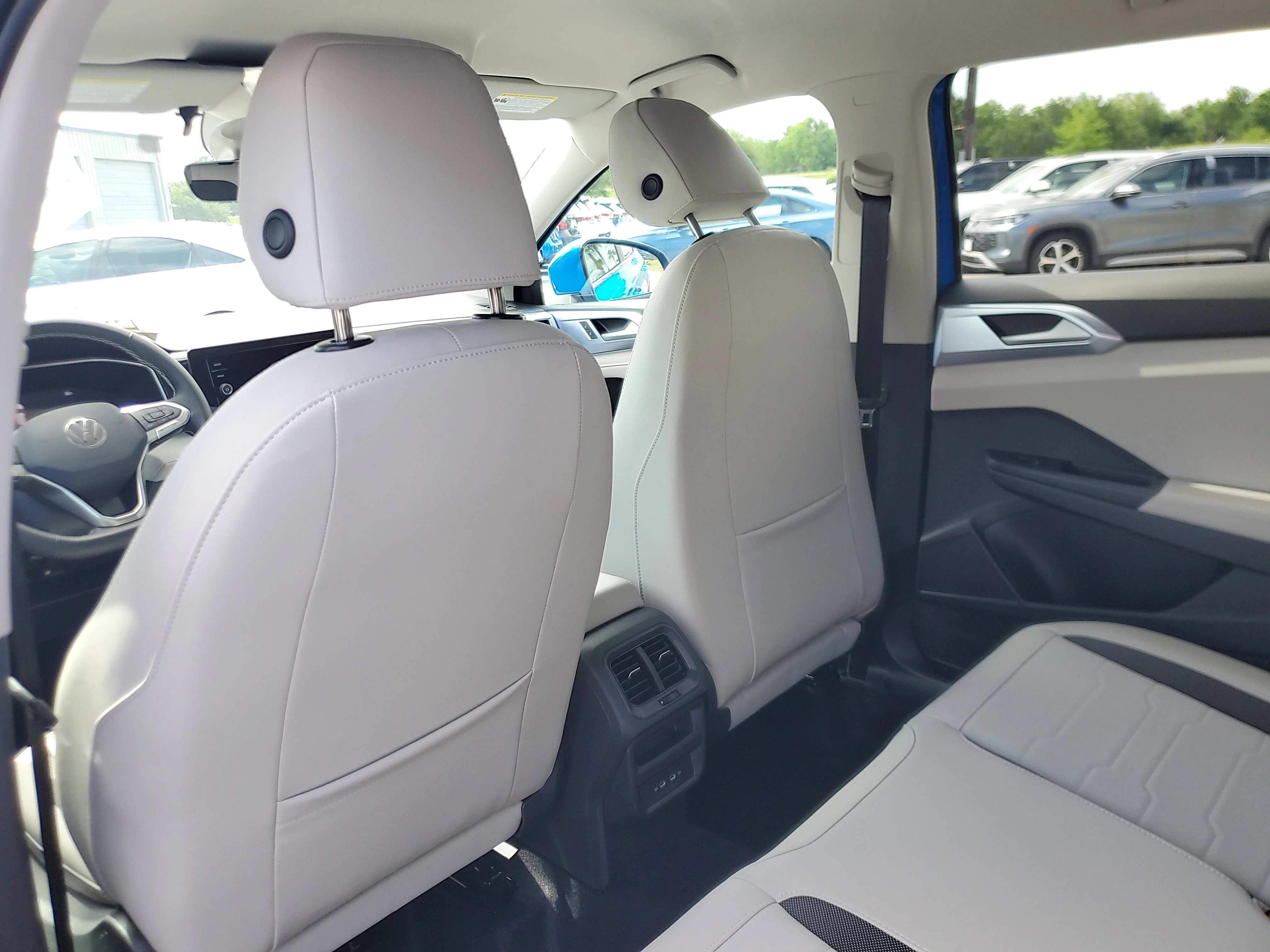 New 2026 Blue Volkswagen SE image 10