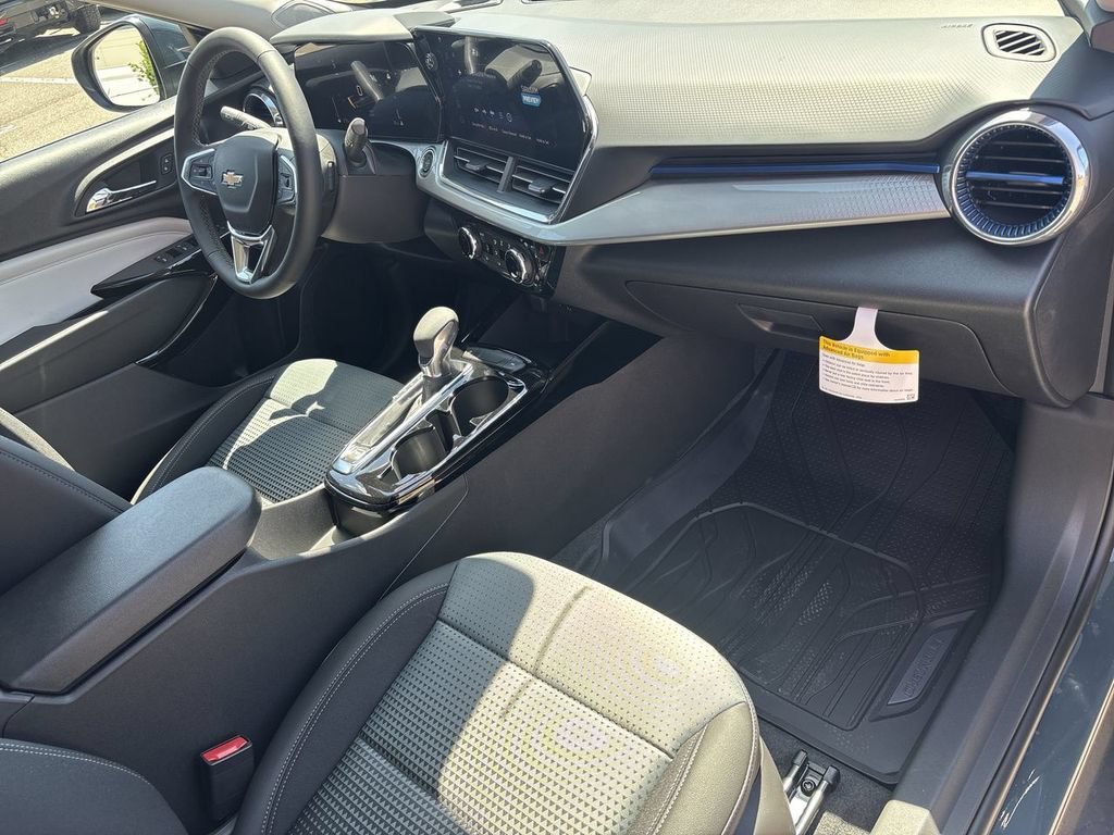 New 2026 Cypress Gray Chevrolet LT image 28