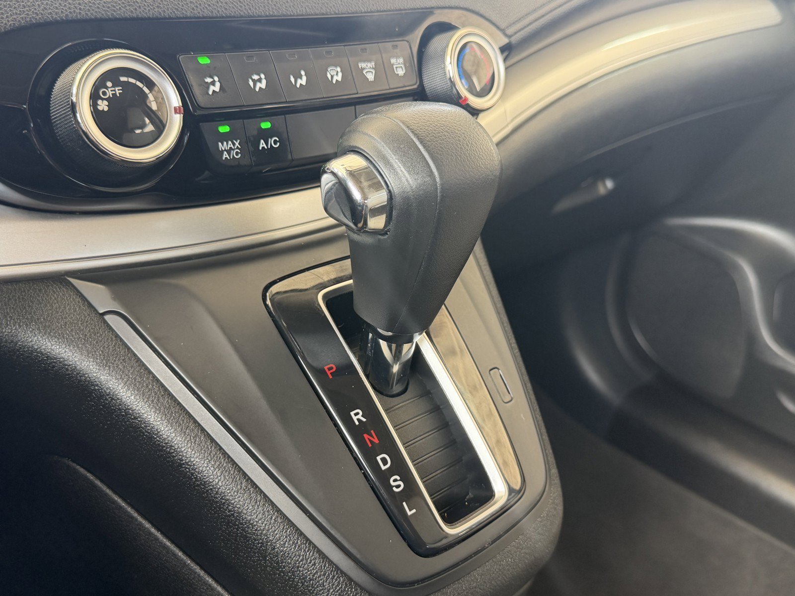 Used 2016 Urban Titanium Metallic Honda EX image 12