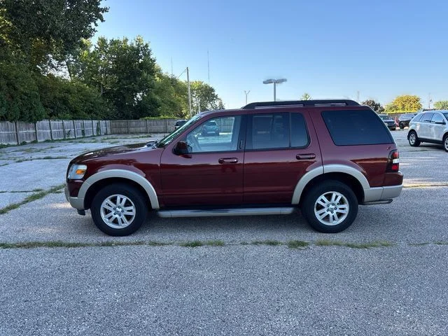 Used 2010  Ford Eddie Bauer image 10