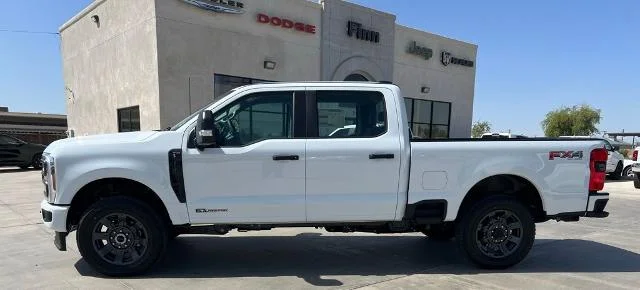 New 2026 Oxford White Ford F-250® XL image 30