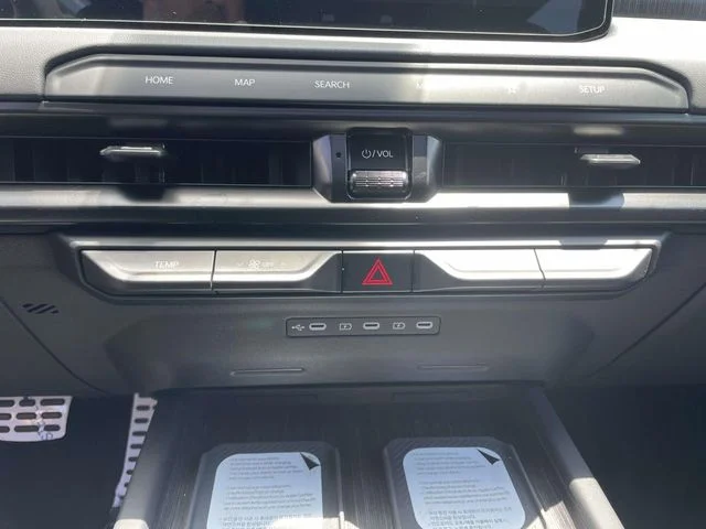 New 2027 Black / Jade Kia X-Line SX Prestige image 35