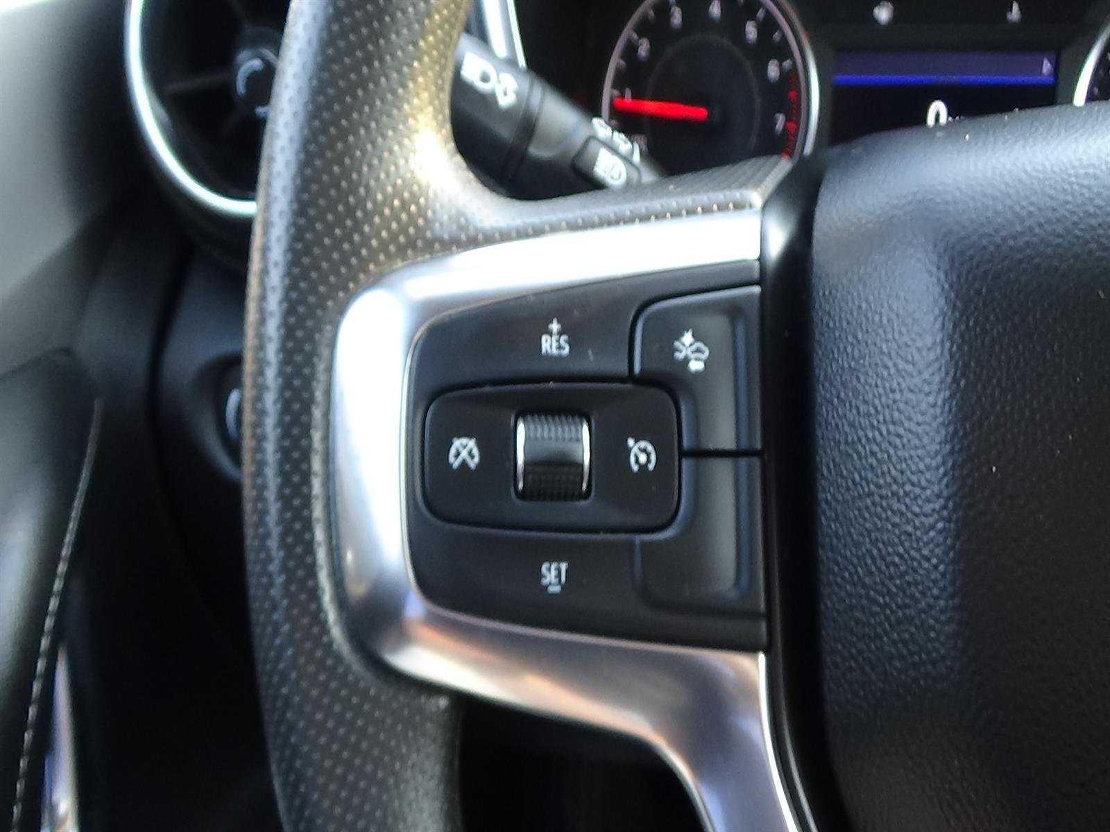 Used 2025 Sterling Gray Metallic (gxd) Chevrolet LT image 21