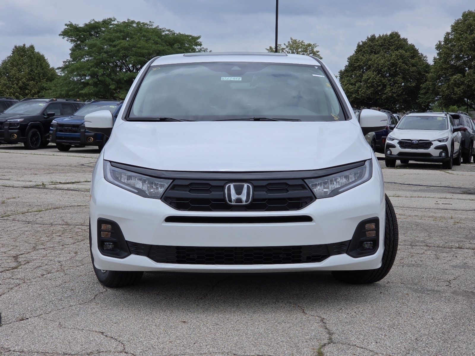 New 2026 Platinum White Pearl Honda EX-L image 17